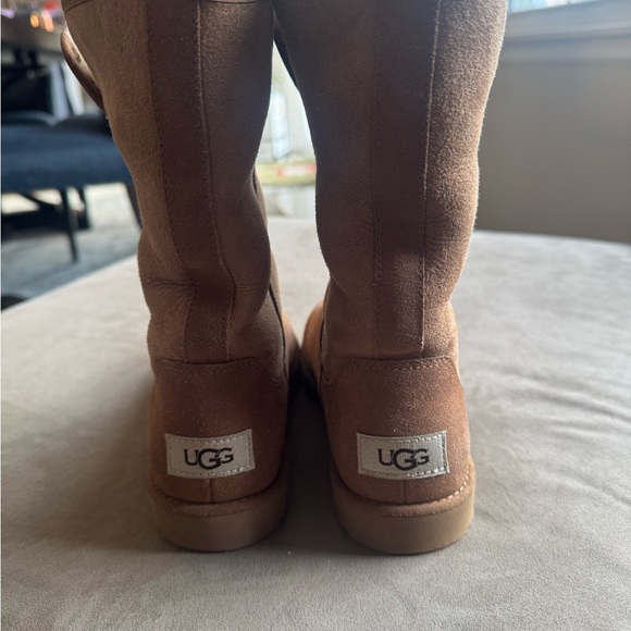 UGG Michelle Womens Boots good for Girls too - Picture 11 of 12